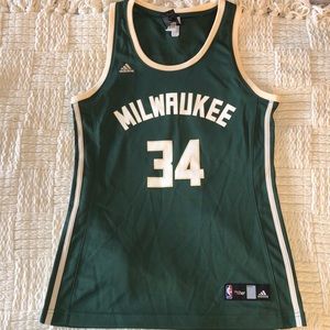 Women’s Milwaukee Bucks Basketball Jersey (#34)